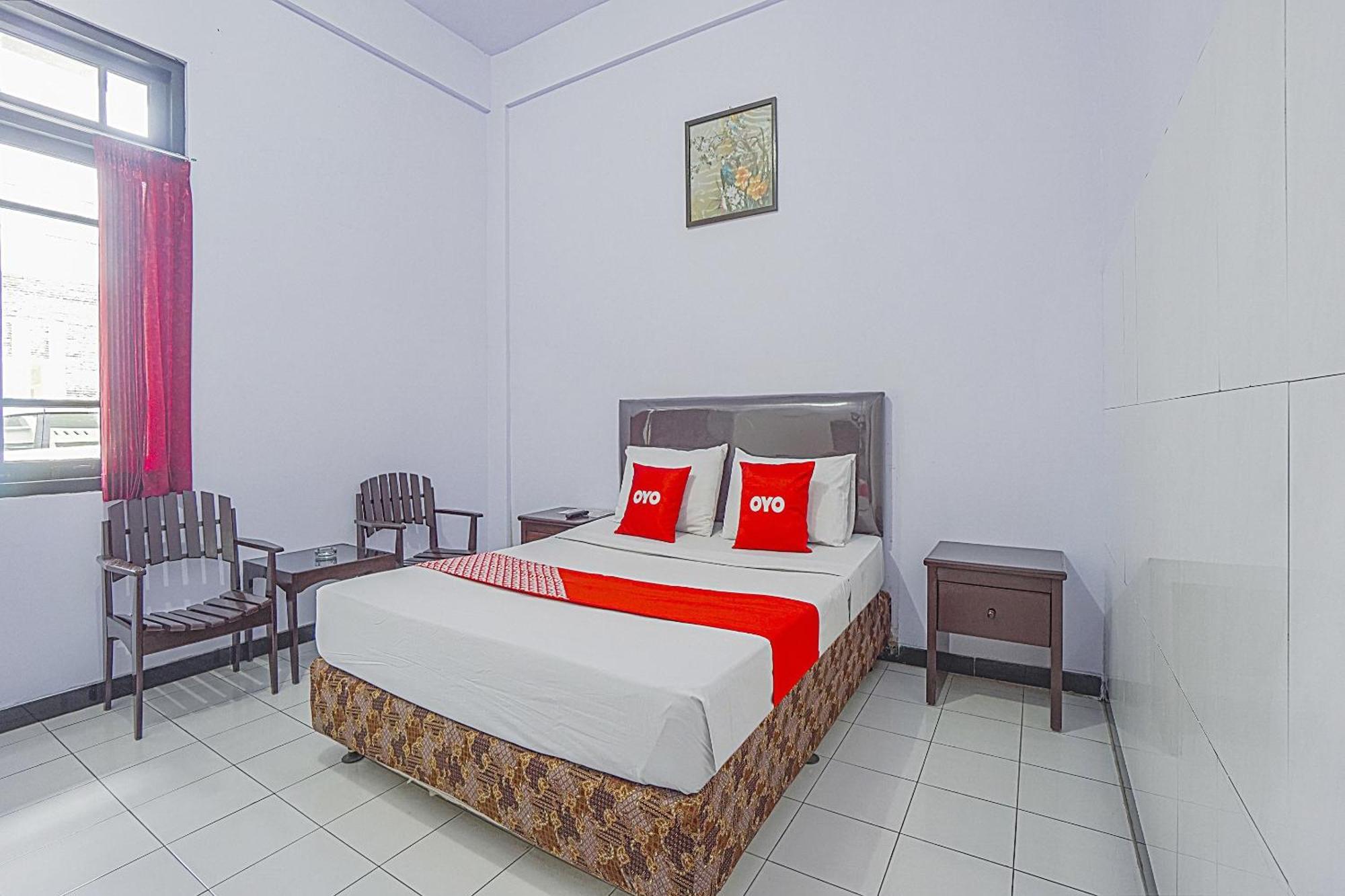 Oyo Life 90589 Palem Garden Hotel Tulungagung Exteriér fotografie