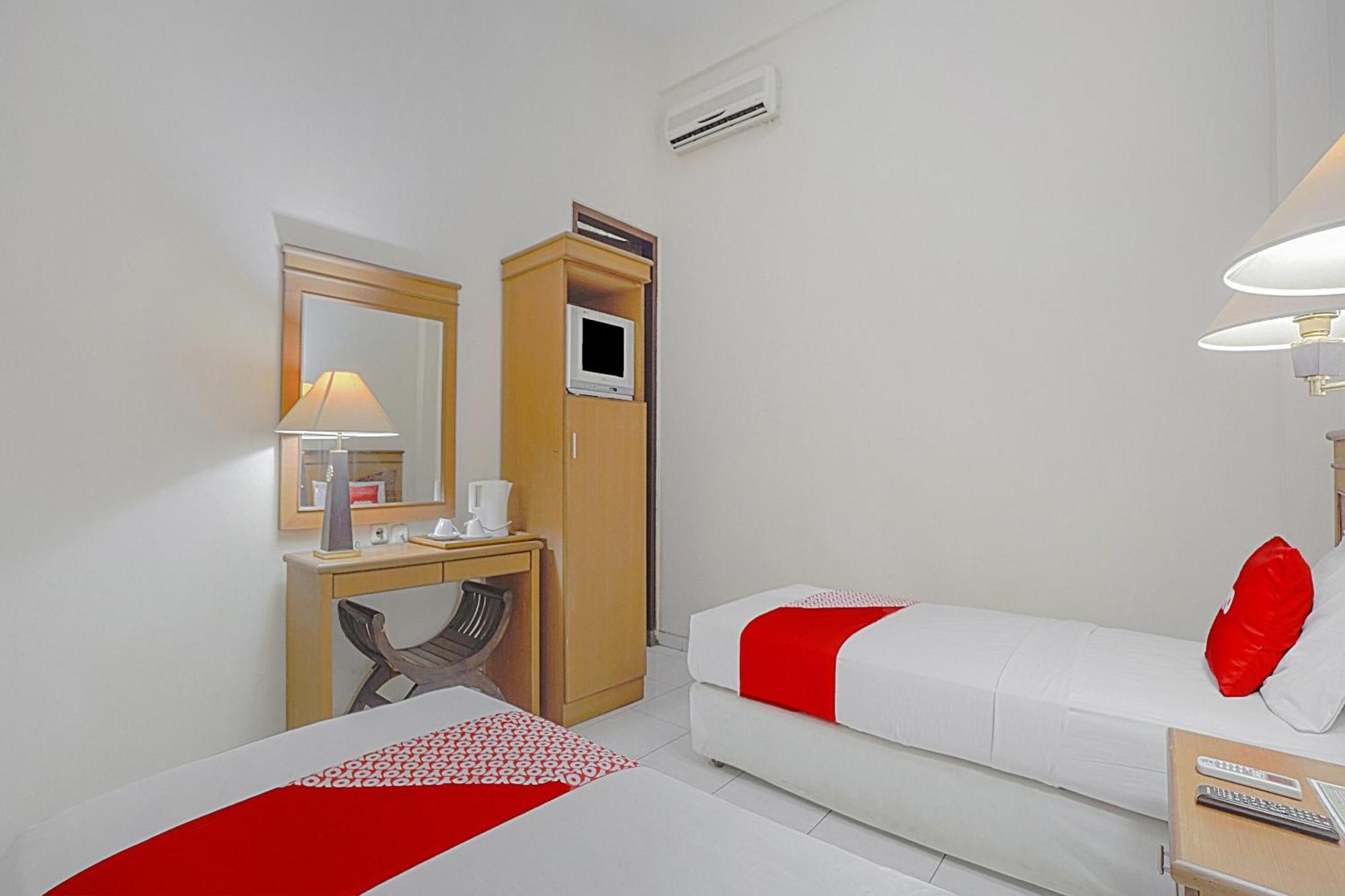 Oyo Life 90589 Palem Garden Hotel Tulungagung Exteriér fotografie