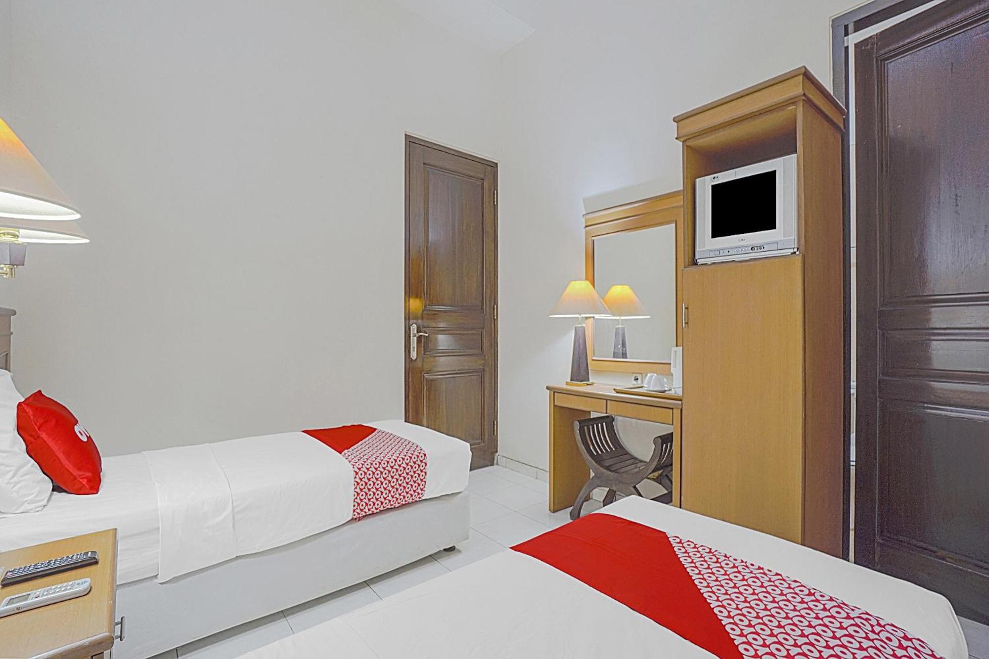 Oyo Life 90589 Palem Garden Hotel Tulungagung Exteriér fotografie