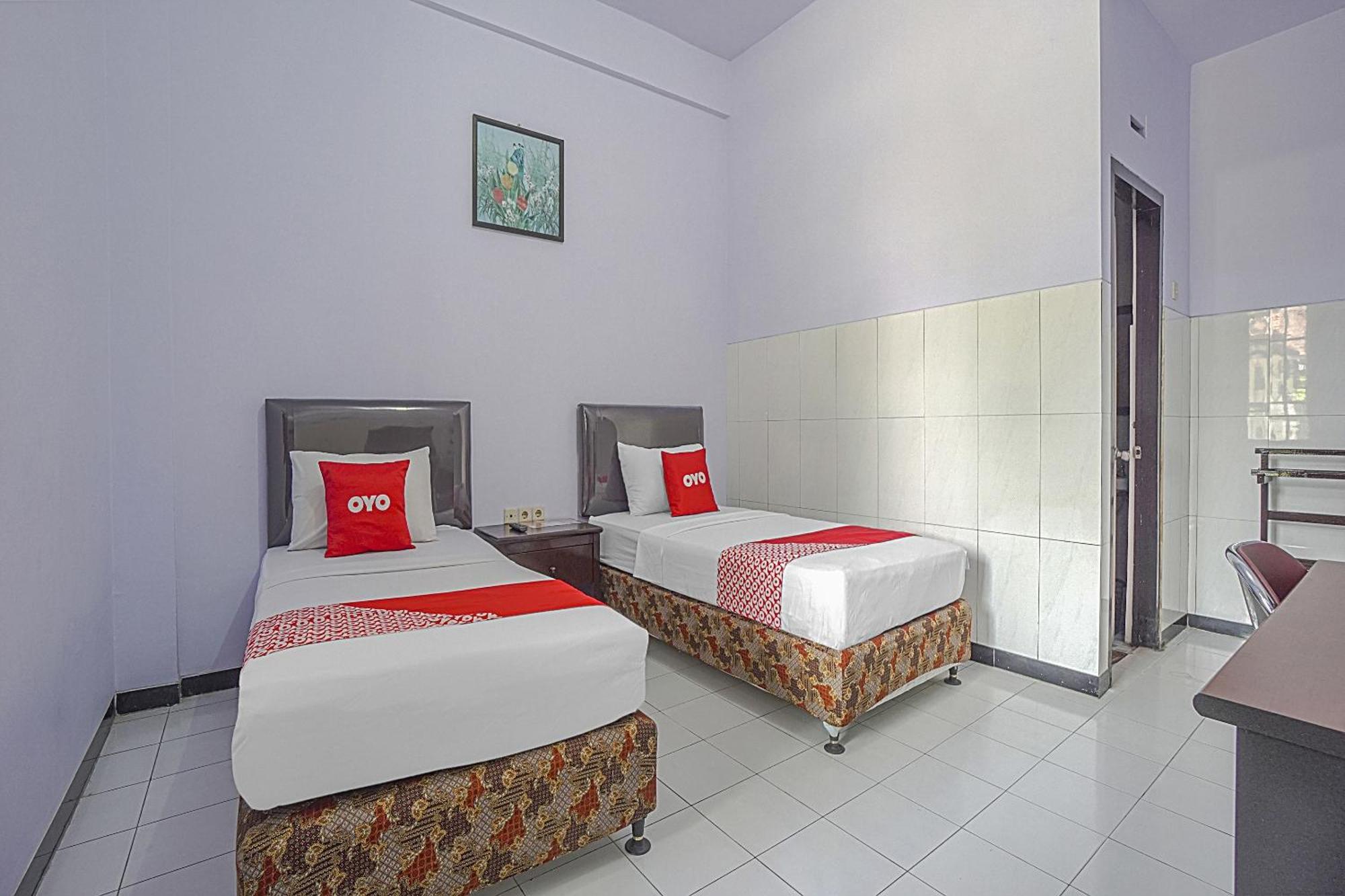 Oyo Life 90589 Palem Garden Hotel Tulungagung Exteriér fotografie